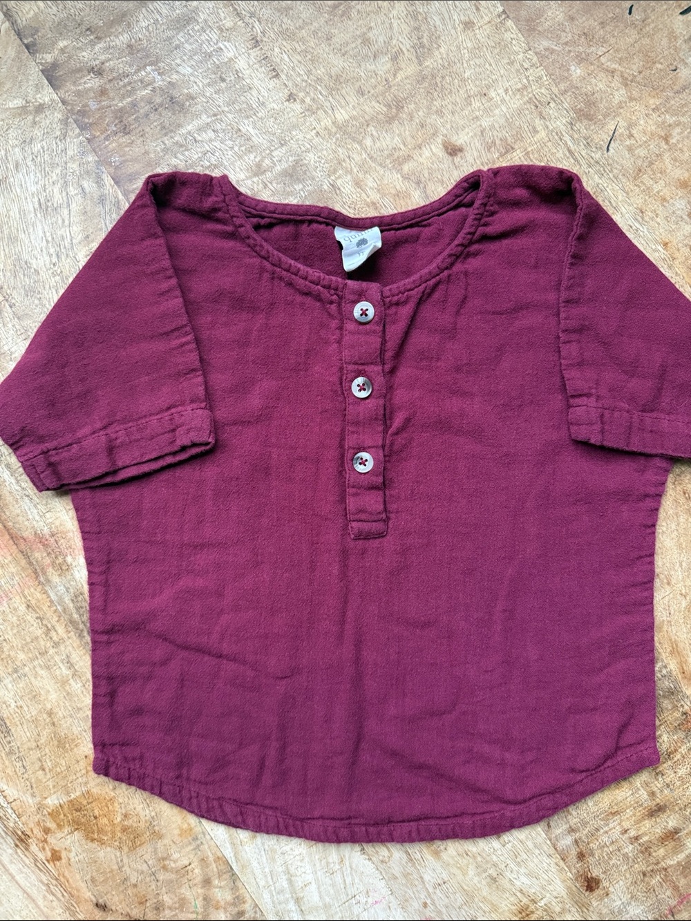 Button-Front Organic Cotton Oversized Boxy Henley Top || Kate Quinn